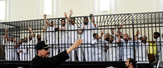 حقوقيون لـ”رصد”: الحبس الاحتياطي أصبح عقوبة.. والقضاء بات أداةً قمعية