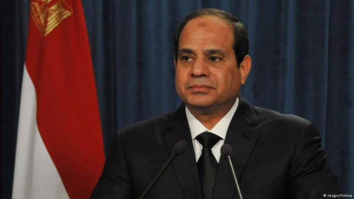 موقع ألماني: زيارة السيسي تضر “برلين” لأنه محارب للديمقراطية