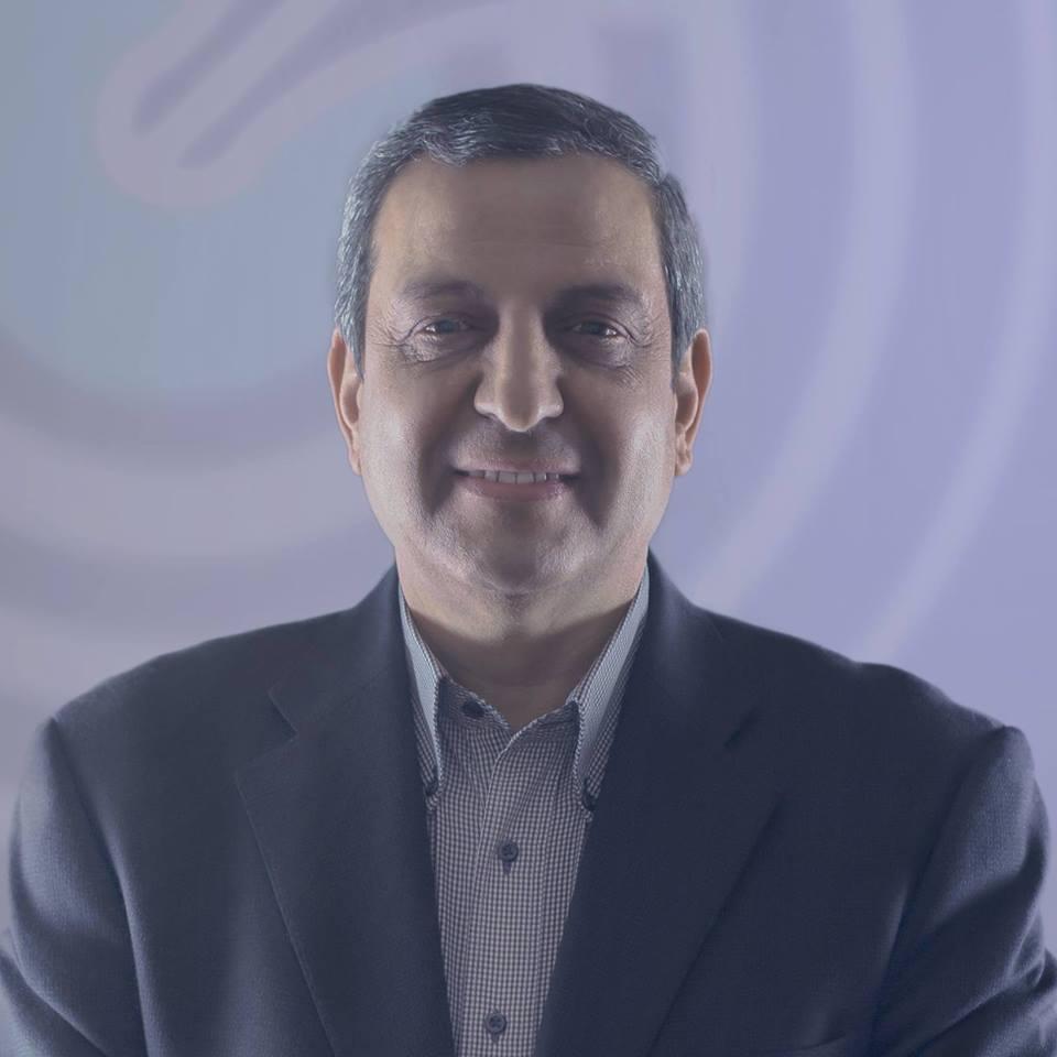 تأجيل محاكمة نقيب الصحفيين لجلسة 18 يونيو الجاري