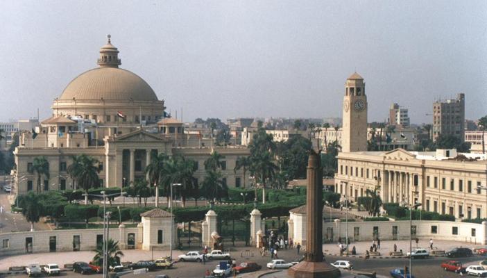 جامعة القاهرة تنهي تعاقد 38 موظفًا لتعاطيهم المخدرات