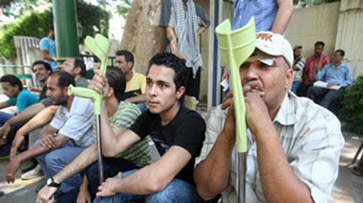 مصابو الثورة يشكون معاملة رعاية الشهداء والشورى ترفض الموازنة