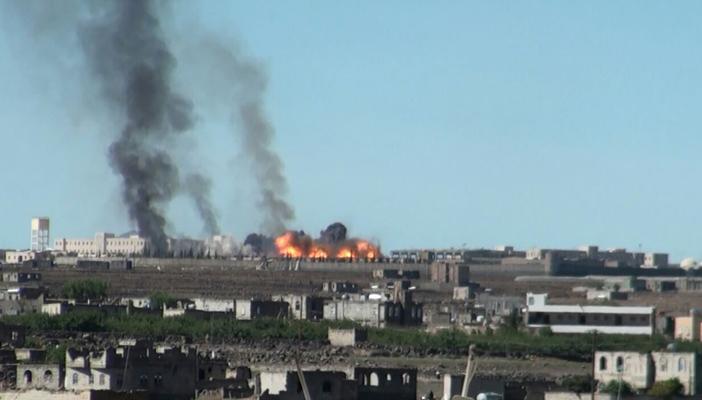 طائرات التحالف العربي تقصف معسكرات للحوثيين بذمار