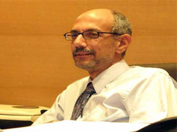 الصياد: التخلص من شباب الثورة يصب في مصلحة النظام السابق