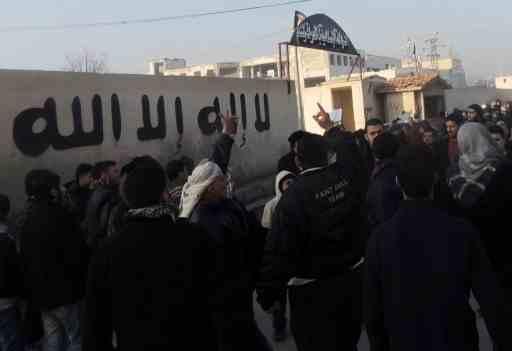 مصرع 15 إثر هجوم لتنظيم القاعدة باليمن