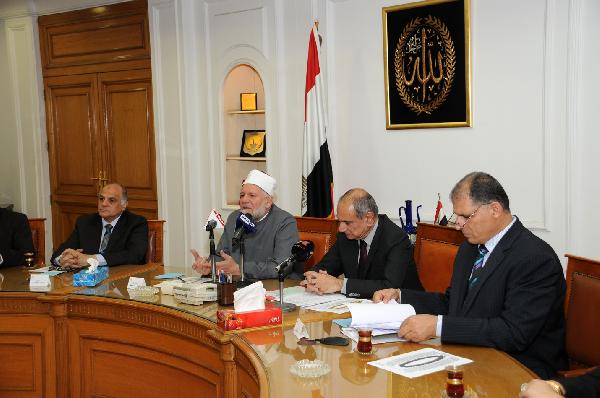 “الإسكان ” و”الأوقاف ” يدعمان بناء وحدات سكنية لمحدودي الدخل