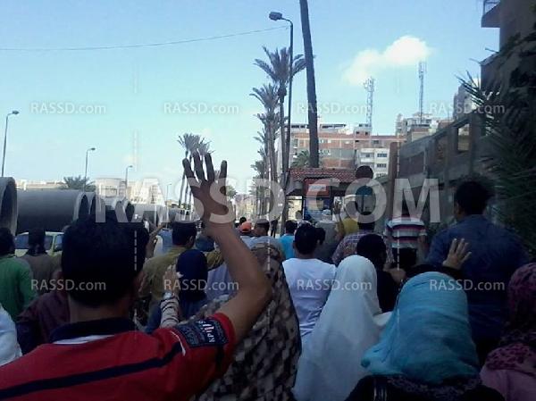 تظاهرة حاشدة بالمندرة بعد الاعتداء على مسيرة الفلكي بالإسكندرية