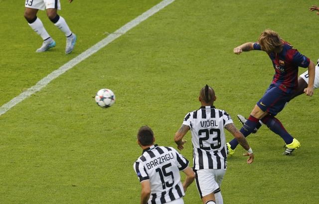 بالفيديو.. برشلونة يسجل في شباك يوفينتوس بالدقائق الأولى