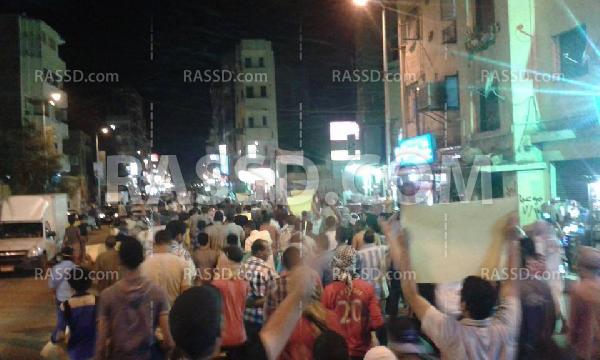 مسيرة مناهضة للانقلاب بأسوان