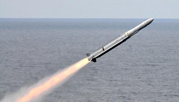 أمريكا واليابان تنجحان في اختبار صاروخ “إس.إم.-3”