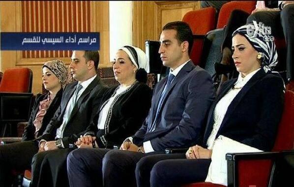 أول ظهور لعائلة قائد الانقلاب بمراسم التنصيب