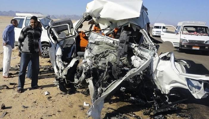 بالأسماء.. مصرع وإصابة 14 شخصًا في حادث تصادم بالبحيرة