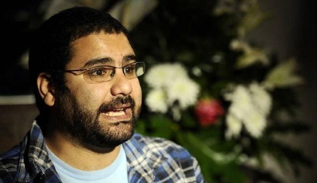 علاء عبد الفتاح يسب أحداث  “30 يونيو”