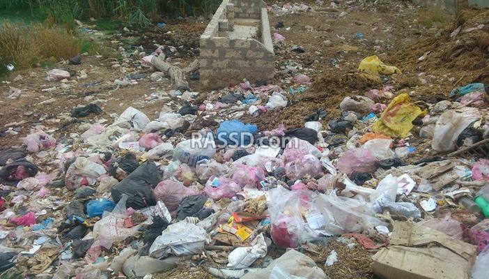 الصرف الصحي يجتاح منازل أبوحمص.. والمواطنين: تعبنا من الشكاوى