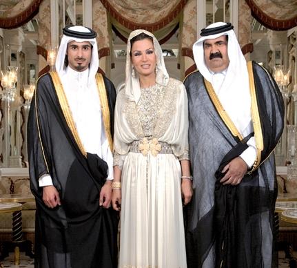 مصادر لرويترز: أمير قطر سيتنحي قريبا ويسلم السلطة لنجله