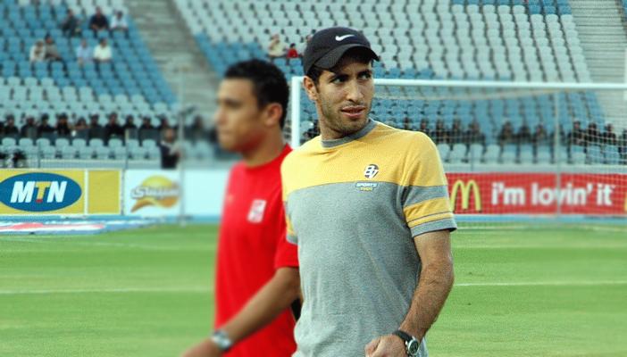 بالفيديو.. أبو تريكة يعود من جديد على ملعب خماسي