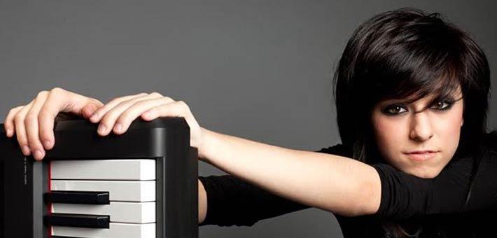 مصرع نجمة the voice الأميركية وانتحار القاتل