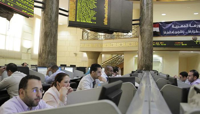 تراجع مؤشرات البورصة بمنتصف تعاملات اليوم