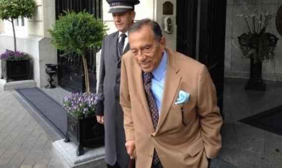 الحكومة تخاطب النائب العام لوقف تنفيذ العقوبات الصادرة ضد حسين سالم