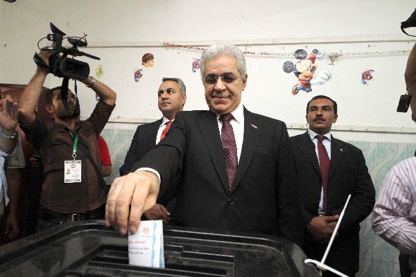 إحالة بلاغ يتهم صباحي بالتخابر ويطالب بضبطه للتحقيق