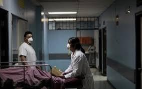 السماح بمغادرة حالة كورونا مؤكدة من مستشفي الدولي بالأقصر