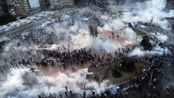 ألمانيا تطالب اردوغان بعدم قمع المعارضين