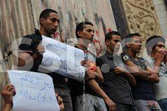 وقفة ضد قانون التظاهر أمام نقابة الصحفيين