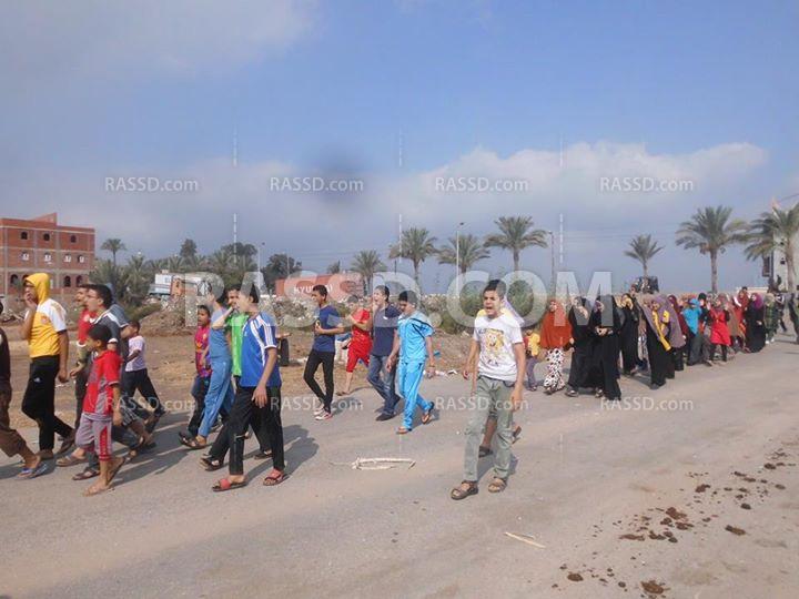 طلاب وطالبات دمياط ينددون بحكم السيسي