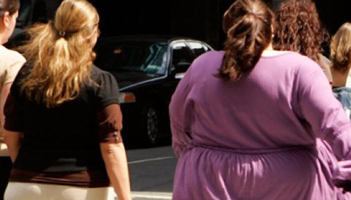 دراسة.. “السمنة” في سن اليأس تُعرِّض السيدات لسرطان الثدي