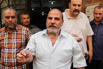 بالصور.. وقفة لعمال الشركة العقارية المصرية للمطالبة بصرف رواتبهم