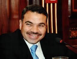 رضا فهمي: السلمية لا تعني “اقتلني شكرًا”