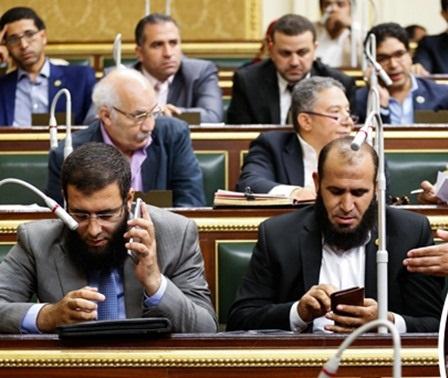 من الثورة حرام إلى الاتفاقية حلال… «النور» مؤيّد كل العصور