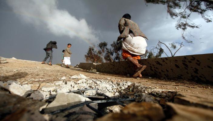 مقتل 22 من الحوثيين وأنصار صالح في غارات للتحالف العربي علي اليمن