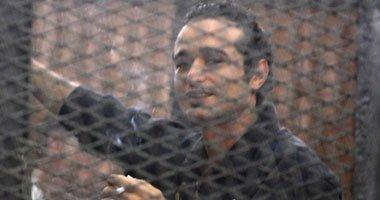 بدء محاكمة دومة و169 آخرين في أحداث الوزراء