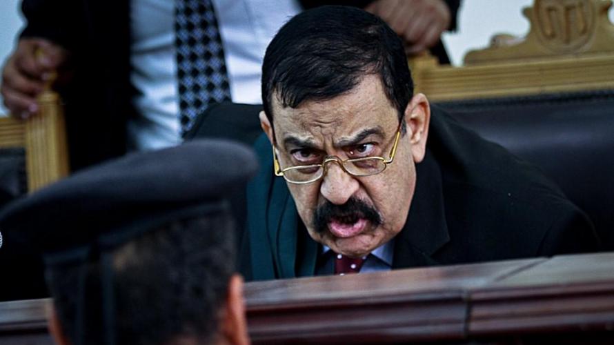 ناجي شحاتة يرد على الدفاع: “هو لسه في حد من الإخوان؟.. ما كلهم خلعوا”