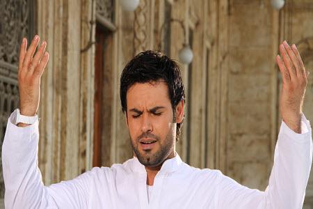 “لبيك اسلام البطولة” تشعل مؤتمر نصرة سوريا