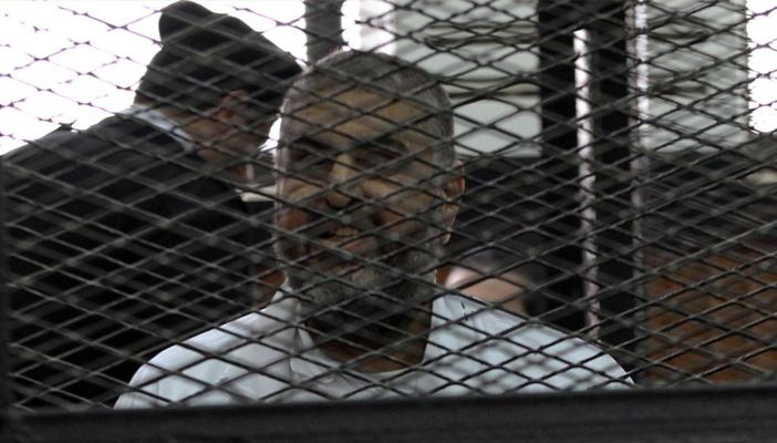 بعد إعدامه في التخابر والمؤبد بالإرشاد.. الشاطر يواجه 3 قضايا أخرى