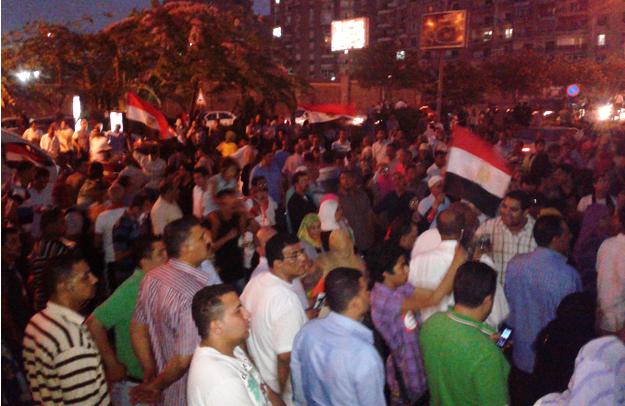 “أنصار عكاشة” يحاولون اقتحام فندق يتواجد به قيادات حماس