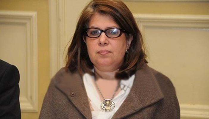 وزيرة الإسكان: اللي مش هينفذ هنزل له بالشبشب.. ونشطاء: تحس إنك في سوق