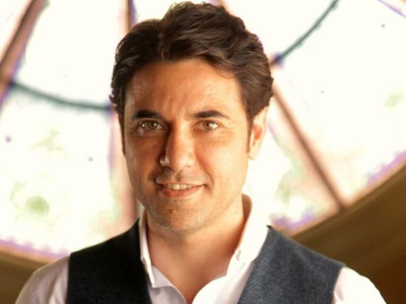 حبس “عز” 3 سنوات بتهمة سب وقذف “زينة”