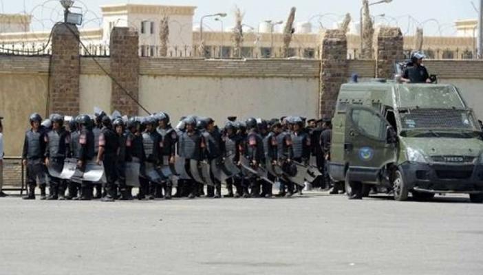 لليوم الخامس.. قطع المياه عن معتقلي الأمن بالجيزة.. والزجاجة بـ5 جنيه