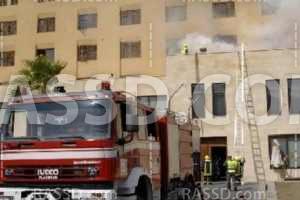 الأهالي يشعلون النار بنقطة شرطة الحجيرات بمحافظة قنا