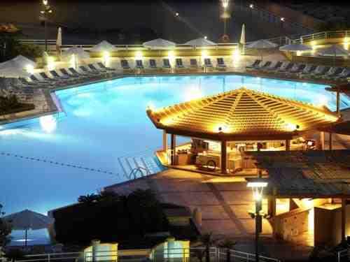 أمن لبنان يعتقل17شخصا من أحد فنادق”الحمرا”بييروت