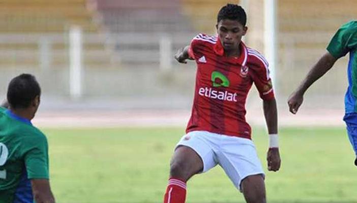 الأهلي يفكر في استبعاد “بامبو” من القائمة المحلية