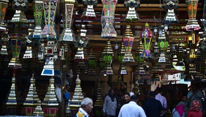 بالصور .. رمضان في البلدان العربية “نفحات وابتهالات”