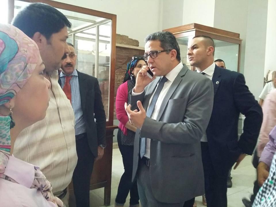 مسؤول بالآثار يشكر الاحتلال الإسرائيلي لتعاونه في استعادة توابيت مصرية