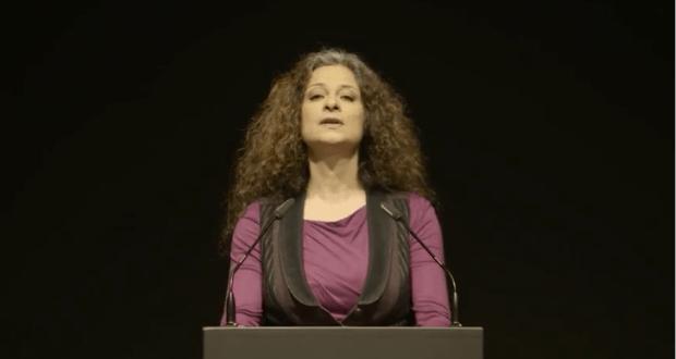 بسبب اللجوء في ألمانيا.. ممثلة سورية تقدم نفسها كقربان للنمور البرية