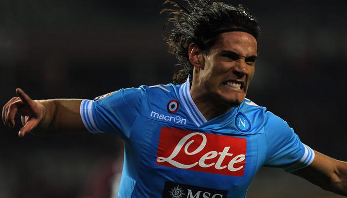 مانشستر يونايتد يدخل صراع التعاقد مع كافاني