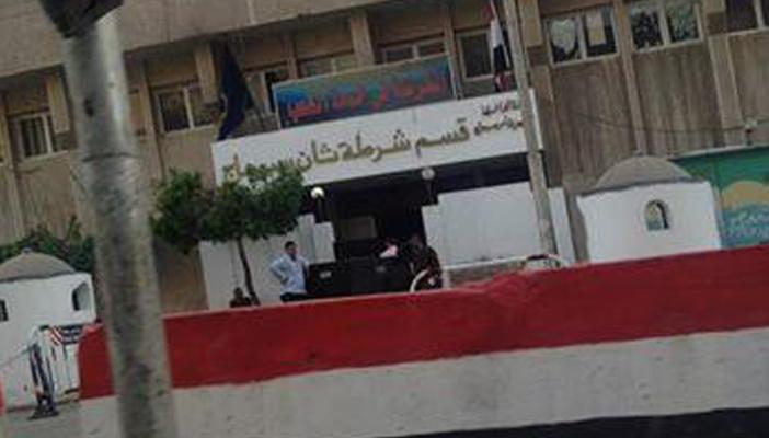 حبس ضابط شرطة بسوهاج بعد اعتدائه على نائب مدير البنك الأهلي