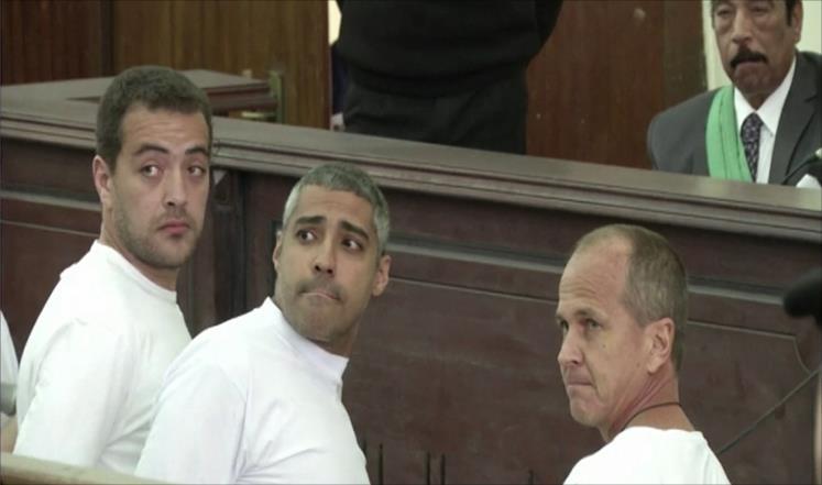 إدانة دولية ومحلية لأحكام السجن على صحفيي “الجزيرة”