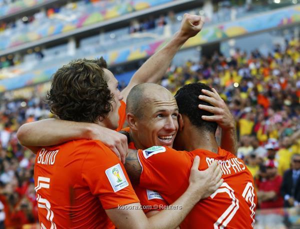 10 منتخبات تحجز مقعدًا رسميا في ثمن نهائي المونديال